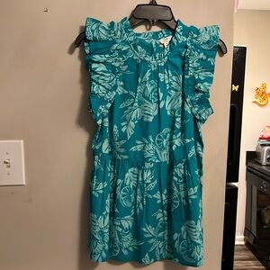 Crown & Ivy Blue Flutter Sleeve Blouse